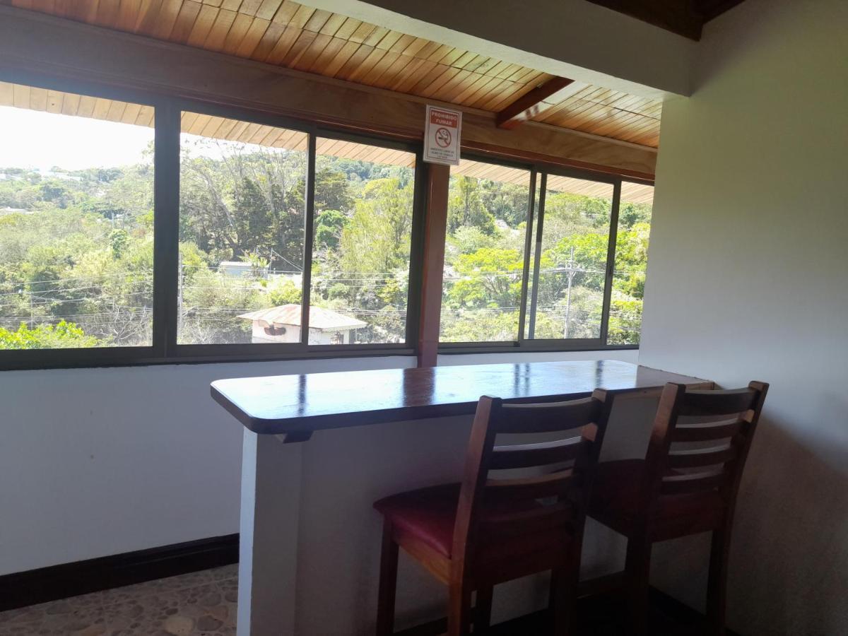 Alisson Hotel Y Restaurant الجبل الأخضر المظهر الخارجي الصورة